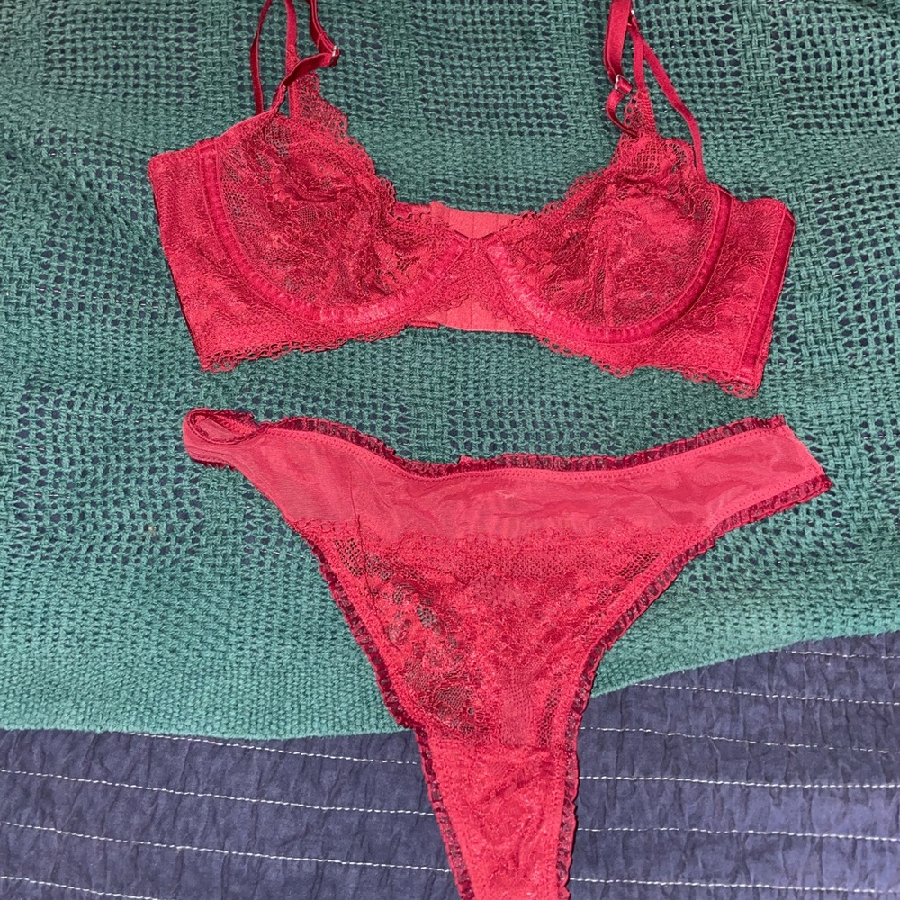 Red Lace Bra Set